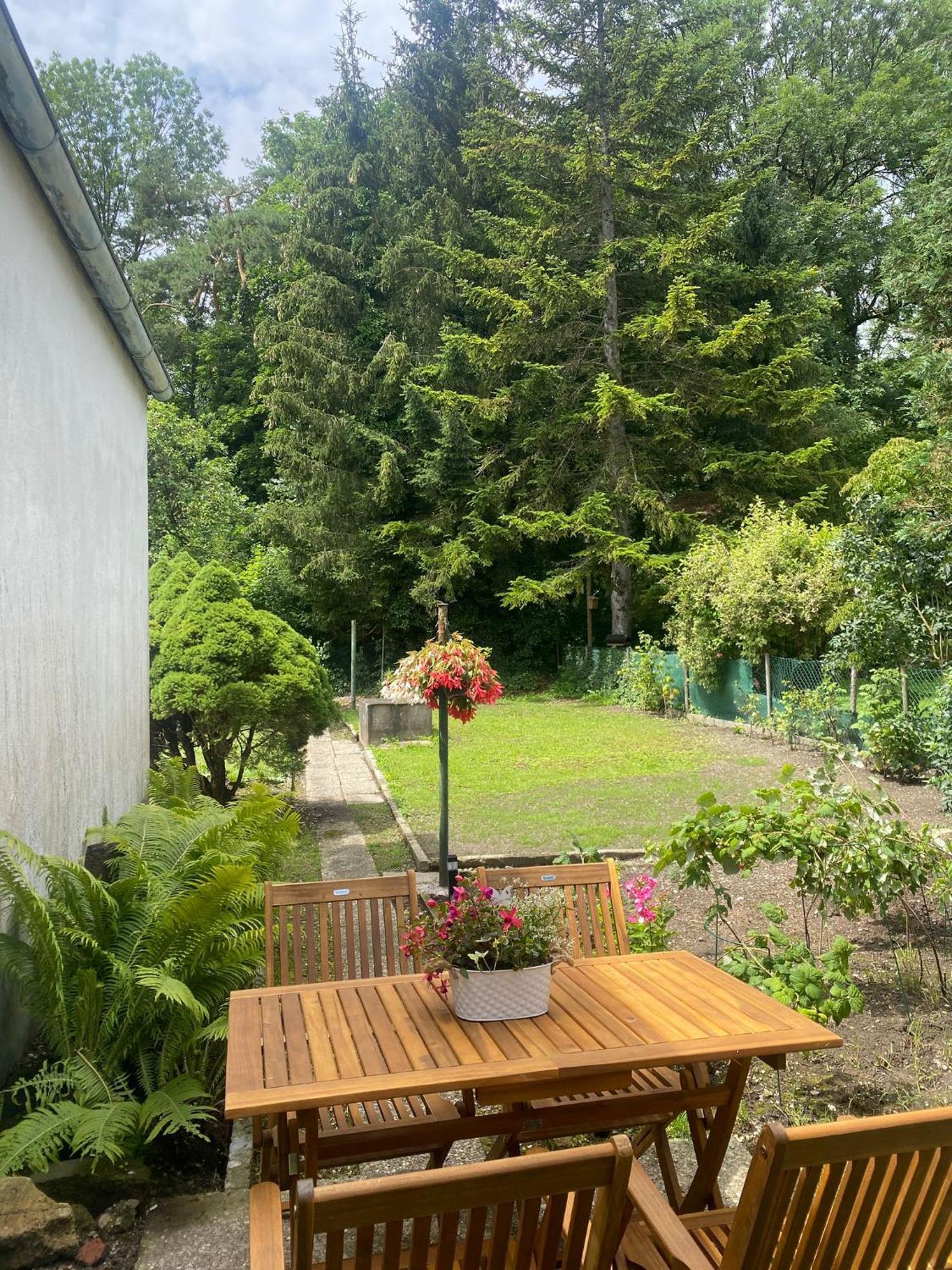 Homestay Haus Am Kuhsee Augsburg